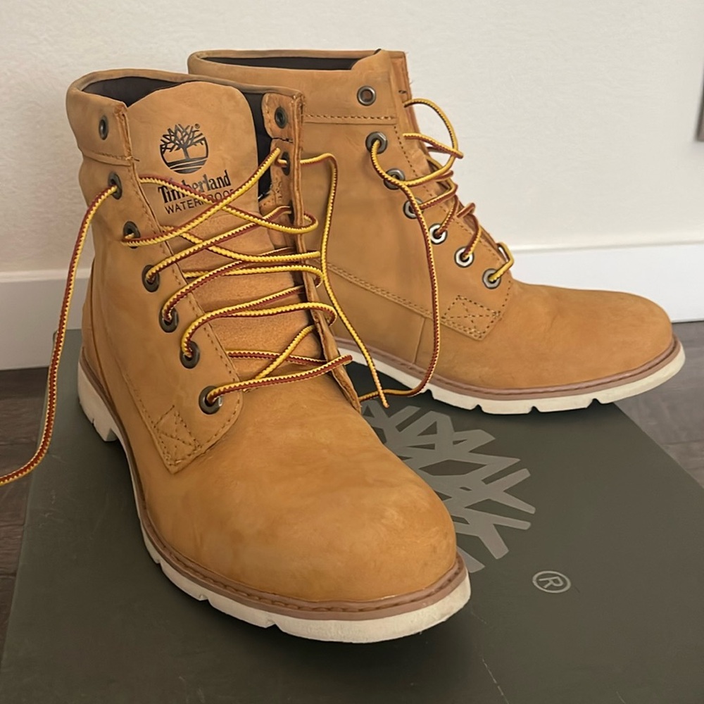 TIMBERLAND WOMEN’s Bramhall 6in WATERPROOF BOOTS size 8